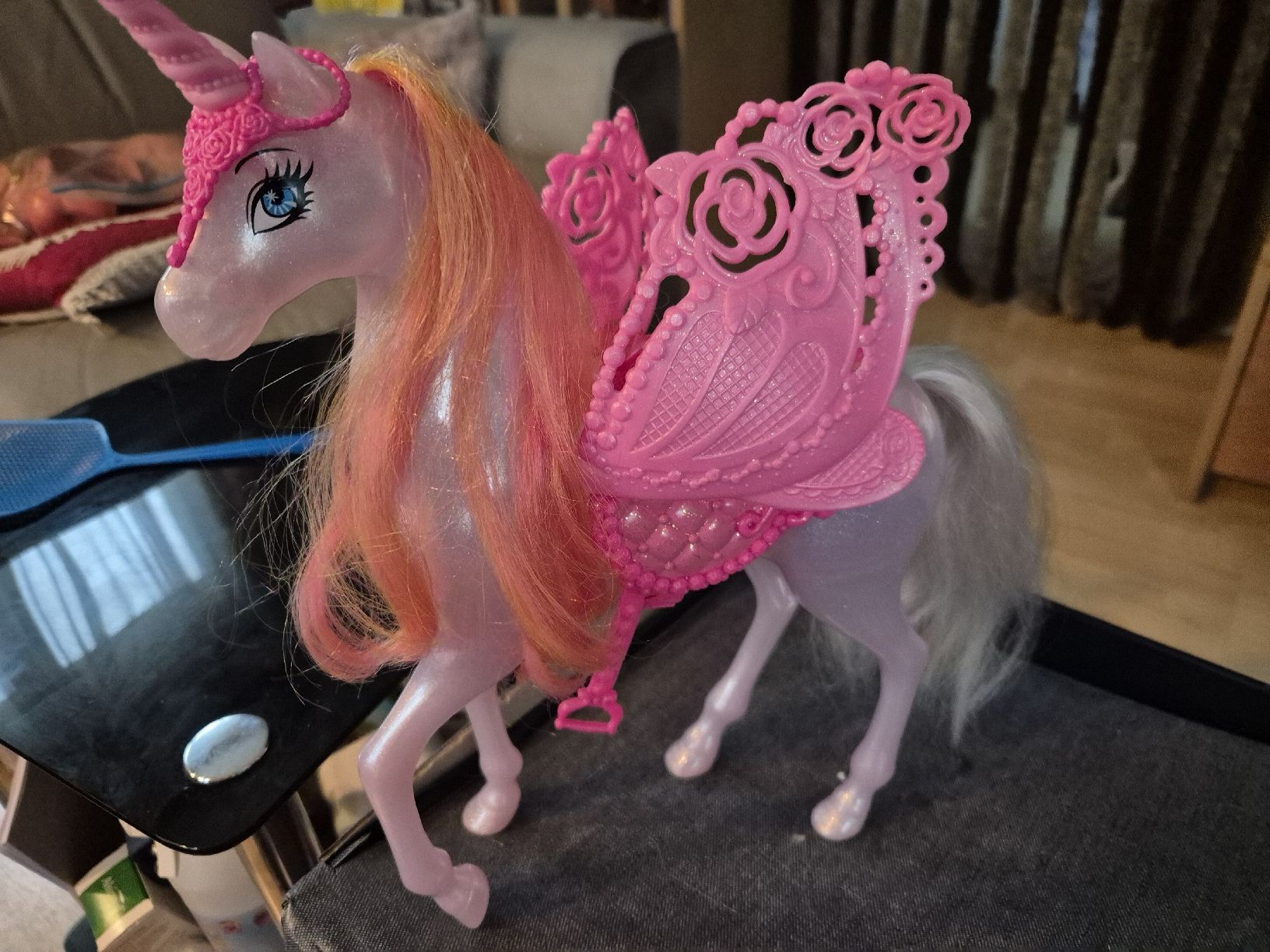 Bambole: Barbie Einhorn mit Flügel /Sommerschnäppli – Nuovo (secondo la descrizione) da Aarau venduto da Goldwitch