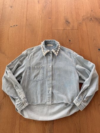Sandro Denimhemd cropped m. Perlenkragen Gr.1 (wie 36)
