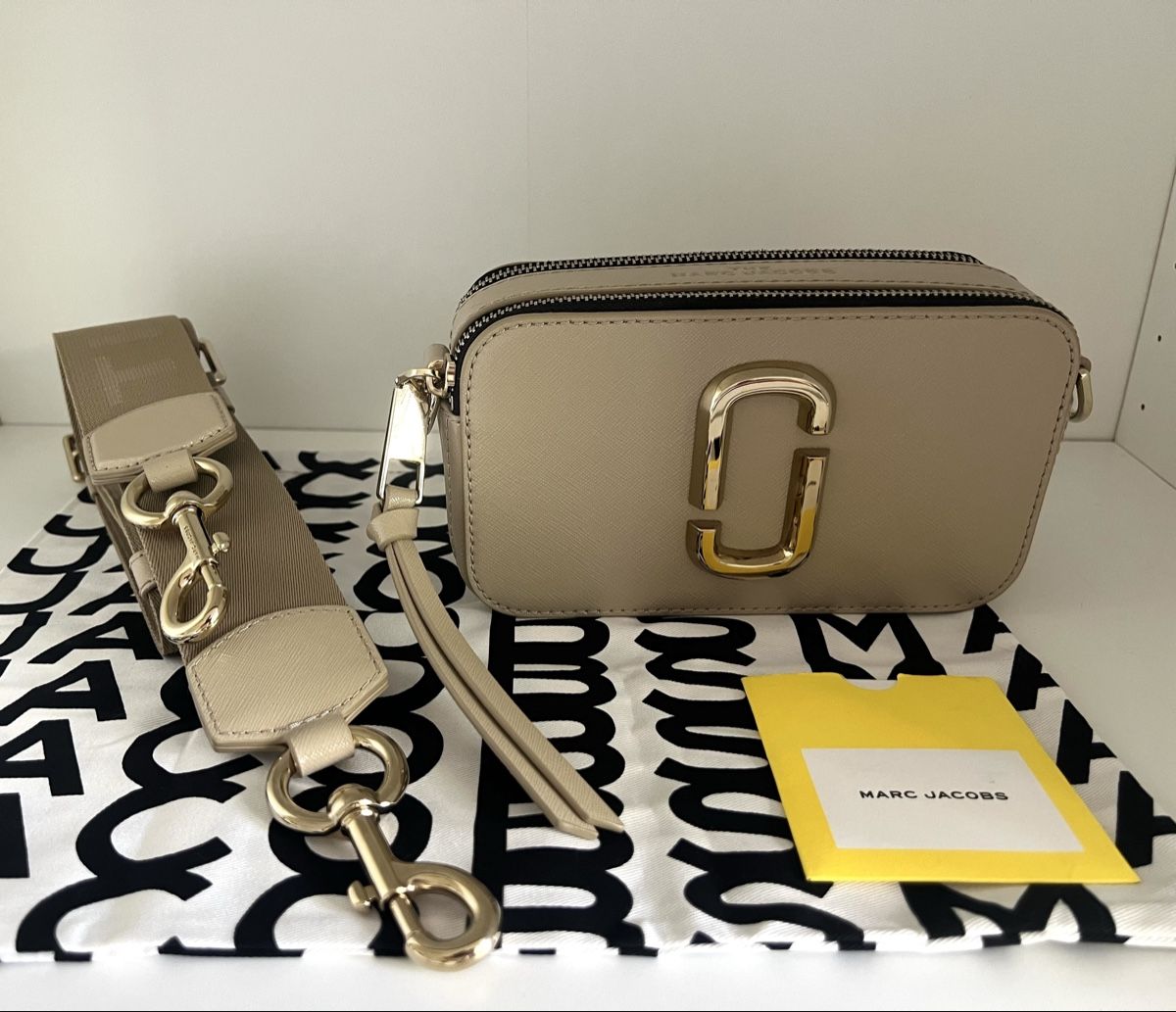 Marc Jacobs Borse da donna: Marc Jacobs Snapshot Tasche beige  – Nuovo (secondo la descrizione) da Thun venduto da ana6777