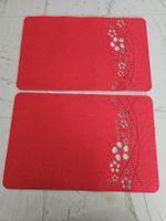 Tischsets Filz rot mit Blumenmuster 2er Set 28x43cm