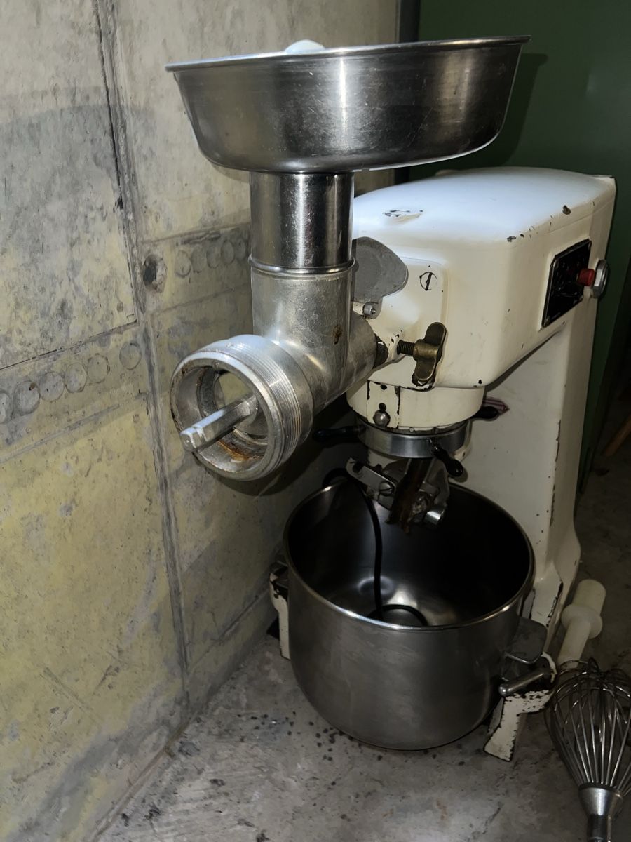 Tutte le macchine: Lips Junior Rührwerk Teigmschine – Usato da Winterthur venduto da cnc27 9