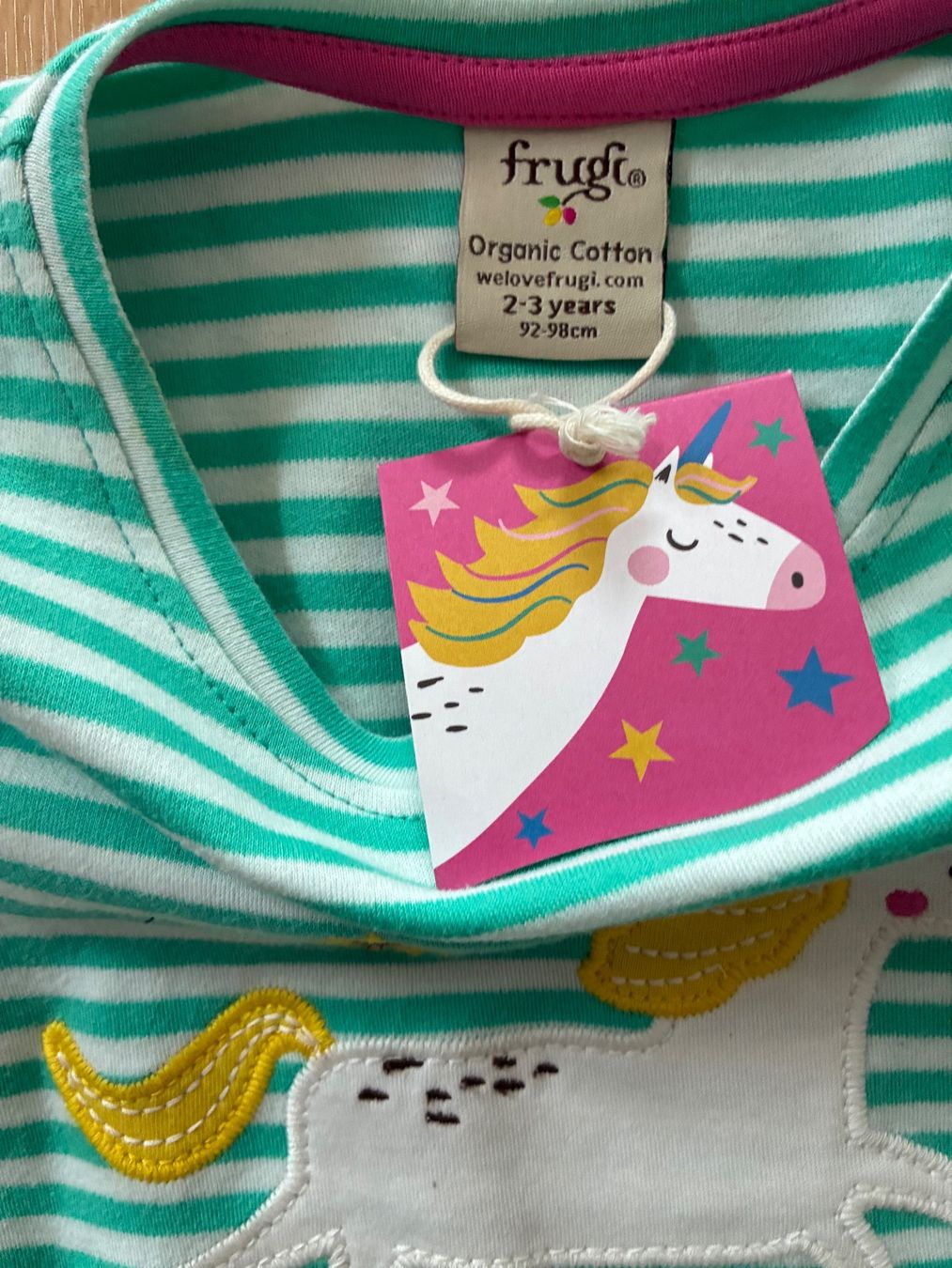 Frugi Lotti & Set di vestiti: Frugi Set Einhorn Gr. 92/98, neu – Nuovo e nell'imballaggio originale da Adliswil venduto da tchest007 1