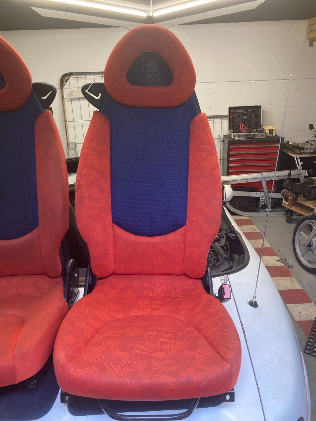 Smart Tutti pezzi di ricambio auto: Fahrersitz Smart ForTwo – Usato da Camorino venduto da Vasal