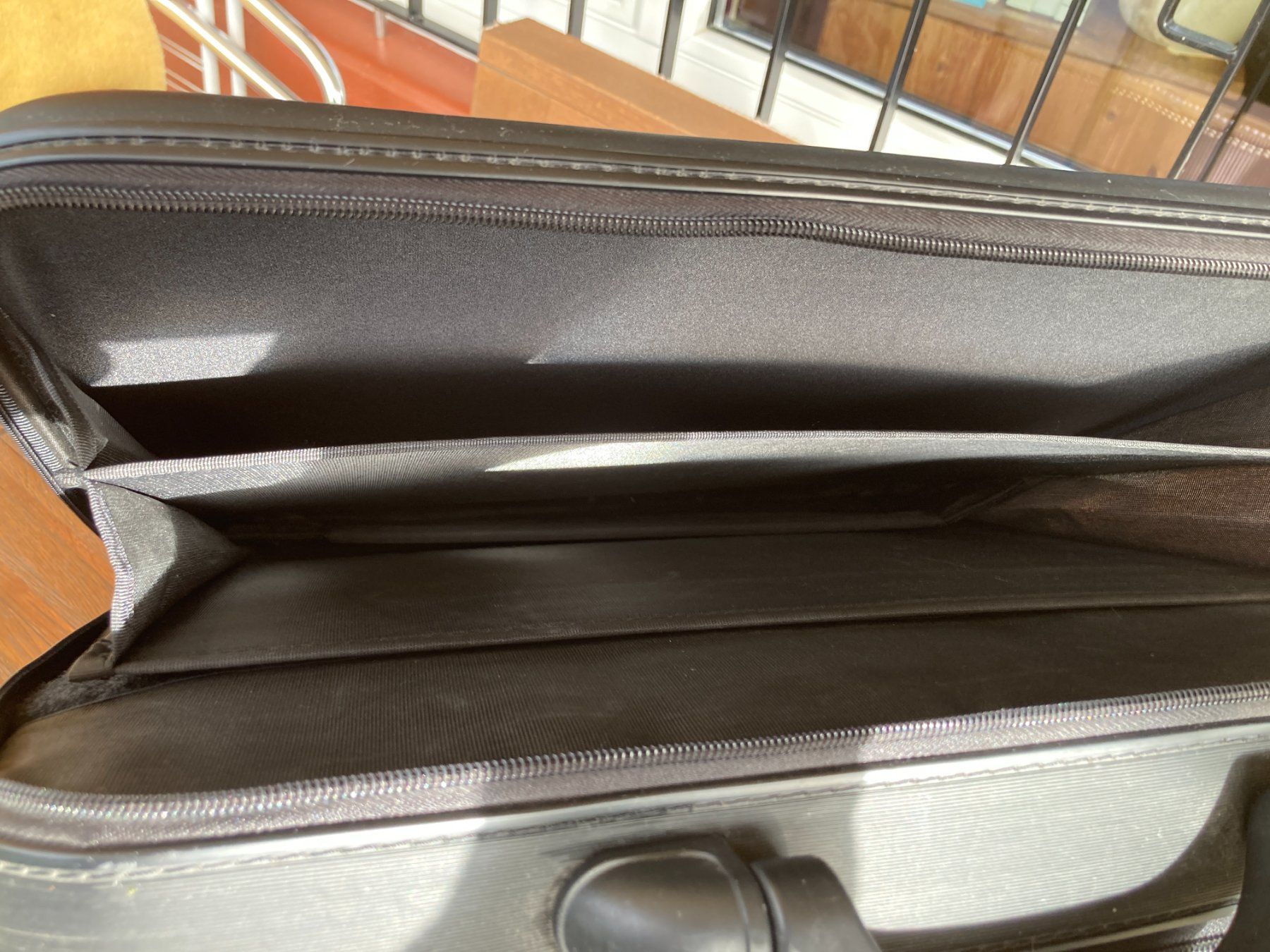 Valigie & Borse: Laptoptasche / Businesstasche / Pilotenkoffer – Usato da Zwingen venduto da Hugom 4
