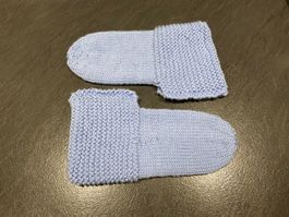 Handgestrickte Bettsocken Hellblau Gr. 40/41 mit doppeltem G