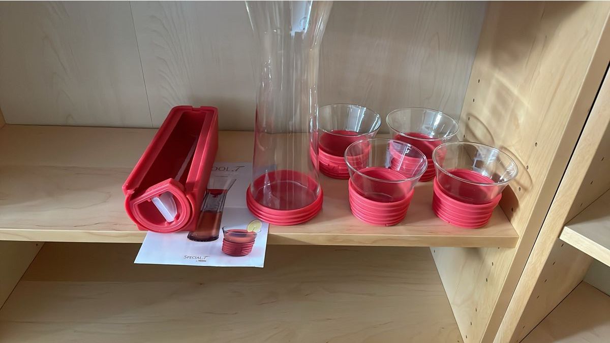 Caraffe: SpecialT  Teetassen und Krug Set – Usato da Kaiseraugst venduto da KlausSina 1