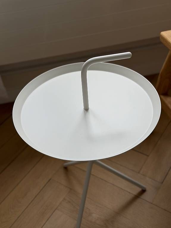 Tavoli: Original Hay DLM Beistelltisch weiss – Usato da Basel venduto da Ohschaumal 1