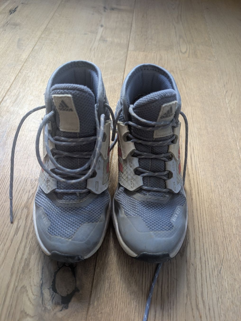 Adidas Scarpe per ragazzi: Adidas Terrex Wanderschuhe Gr. 30.5 – Usato da Winterthur venduto da blubb_ 1