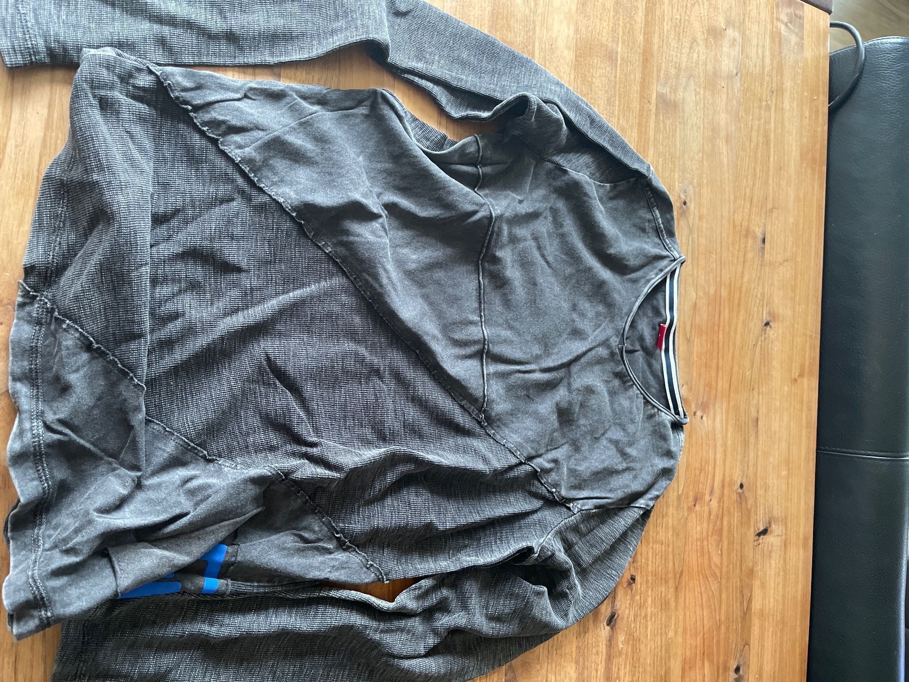 Chemises, T-shirts & Polos: S. Oliver Longshirt – D'occasion à Schnottwil par Garuso 2