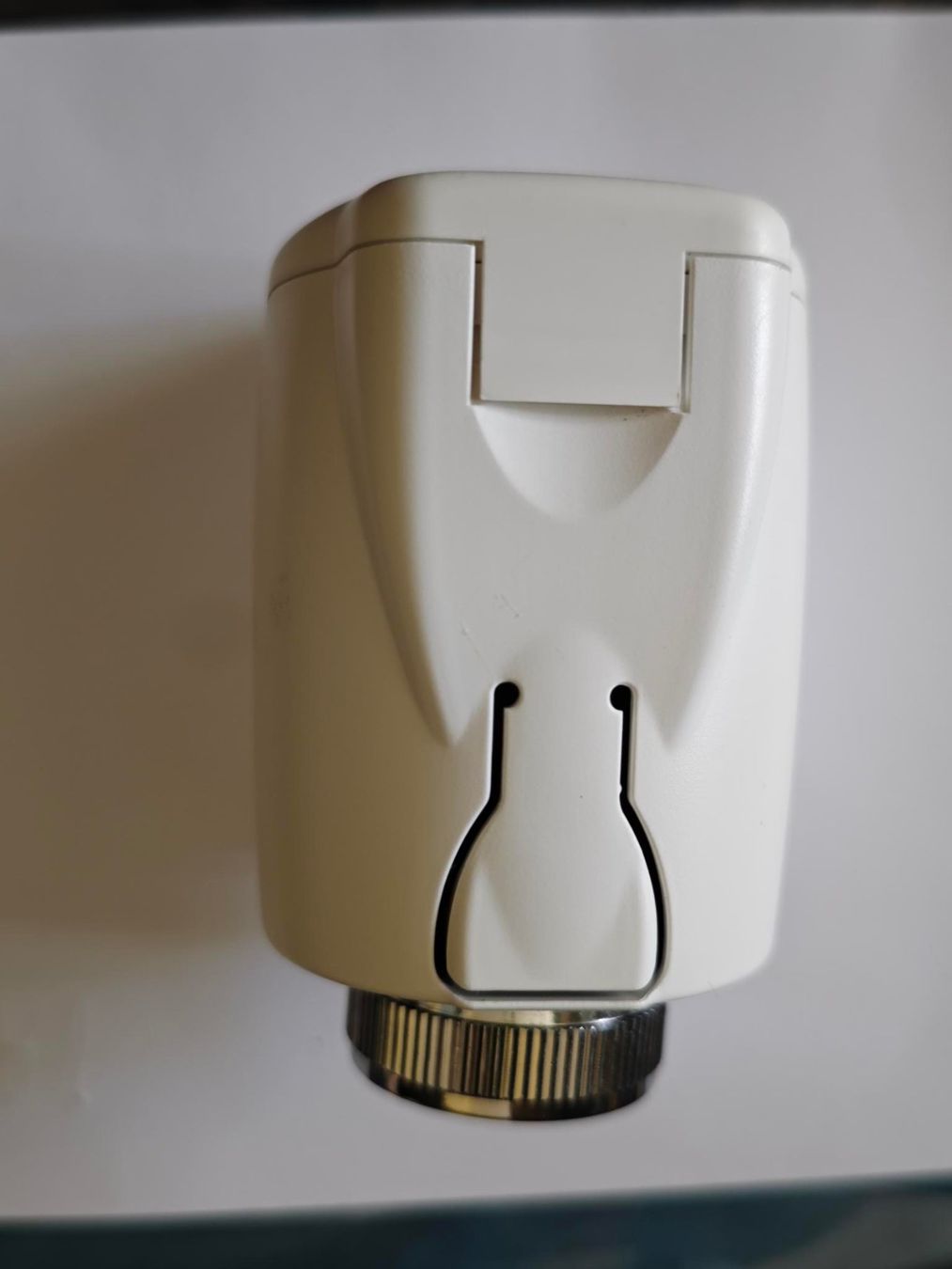 Radiatori: Heizkörper Thermostat Comet Plus – Usato da Laufenburg venduto da grossrto 1