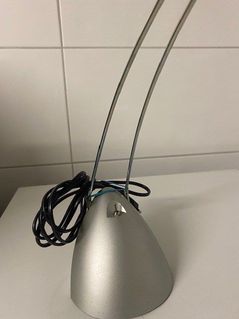 Lampade: Arbeitstisch/Dekorationslampe – Usato da Muri b. Bern venduto da Silbervenus 2