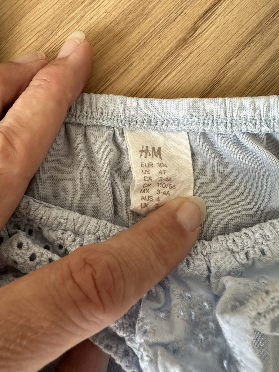 H&M Biancheria intima: Träger Body mit Spitzen hellblau, 104 – Usato da Wädenswil venduto da Ktodat 3