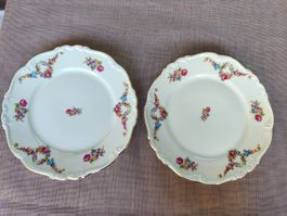 Zwei Vintage Teller Porzellan