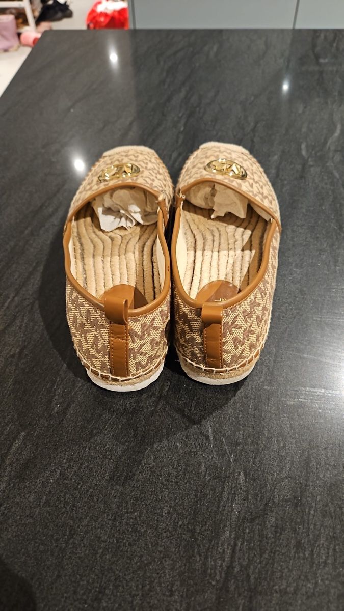 Michael Kors Scarpe da donna: Michael Kors Espadrilles – Usato da Elsau venduto da mor1ano 3