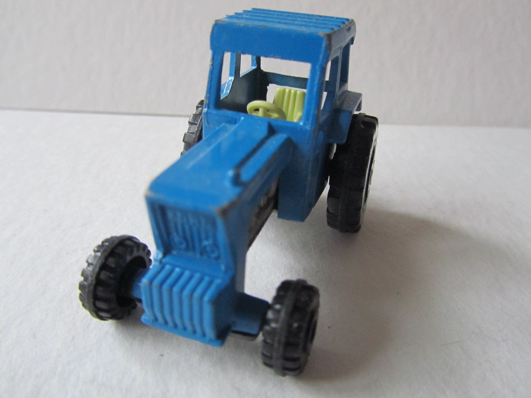 Matchbox Voitures modèles: Ford Tractor, Matchbox Superfast, Nr. 46C – D'occasion à Weiningen ZH par dietsch57 1
