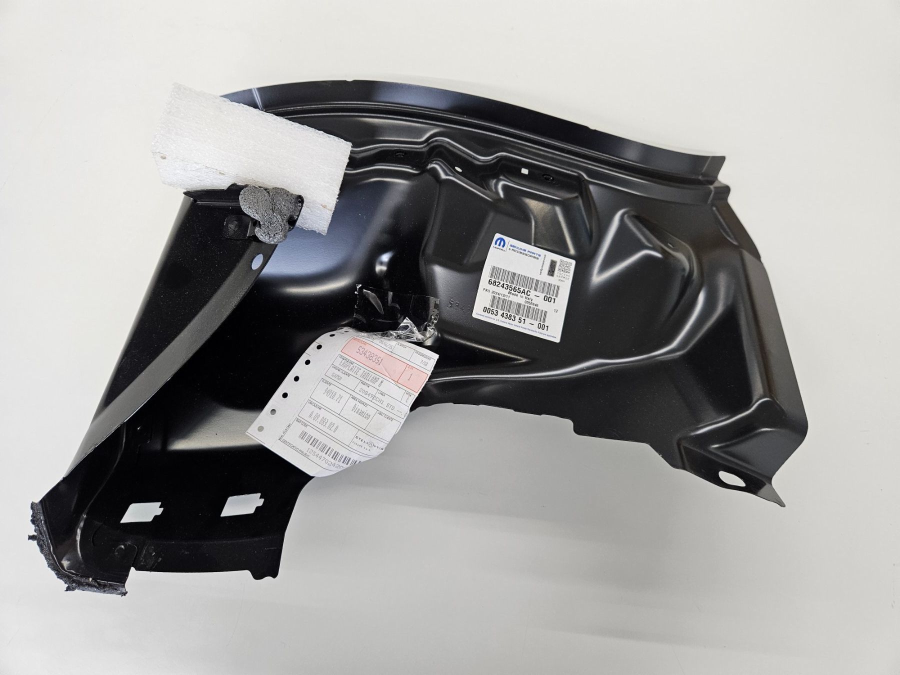 Jeep Tutti pezzi di ricambio auto: Blech Heckleuchte links Jeep Compass 53438351 – Nuovo e nell'imballaggio originale da Küssnacht am Rigi venduto da Garage-Tobler