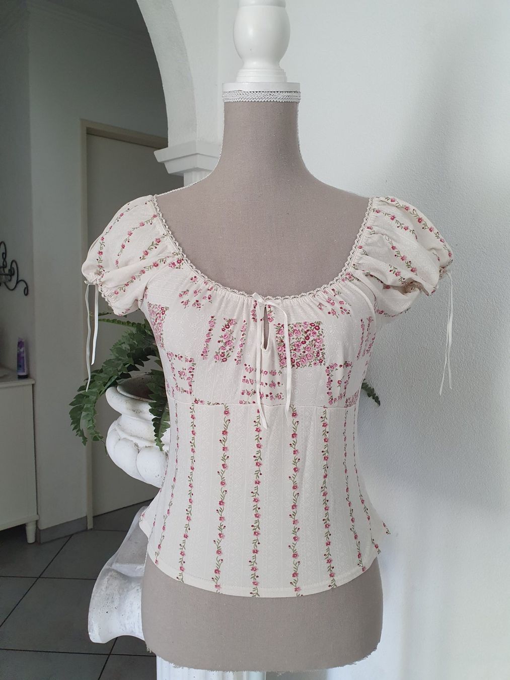 Camicette: Beige Bluse Gr S – Usato da Münsingen venduto da BlackTears-3 1