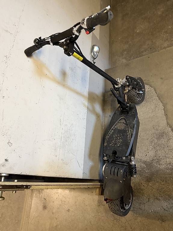 Scooter: e scooter – Usato da Thun venduto da Bern_1234