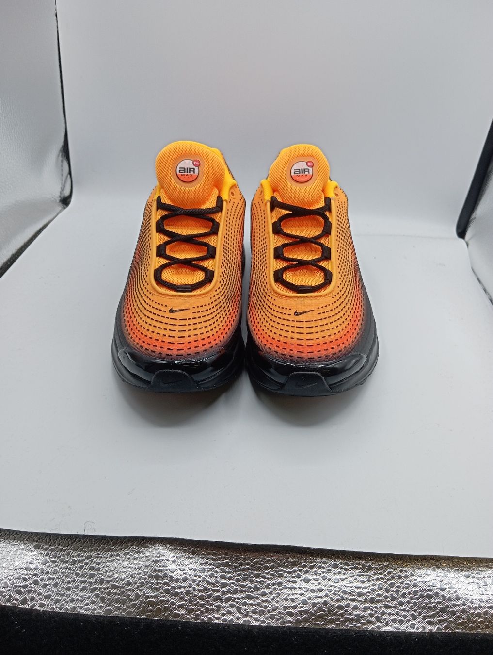 Nike Scarpe da uomo: Nike Air Max DN (EU44) – Nuovo e nell'imballaggio originale da Schaffhausen venduto da outlez 2