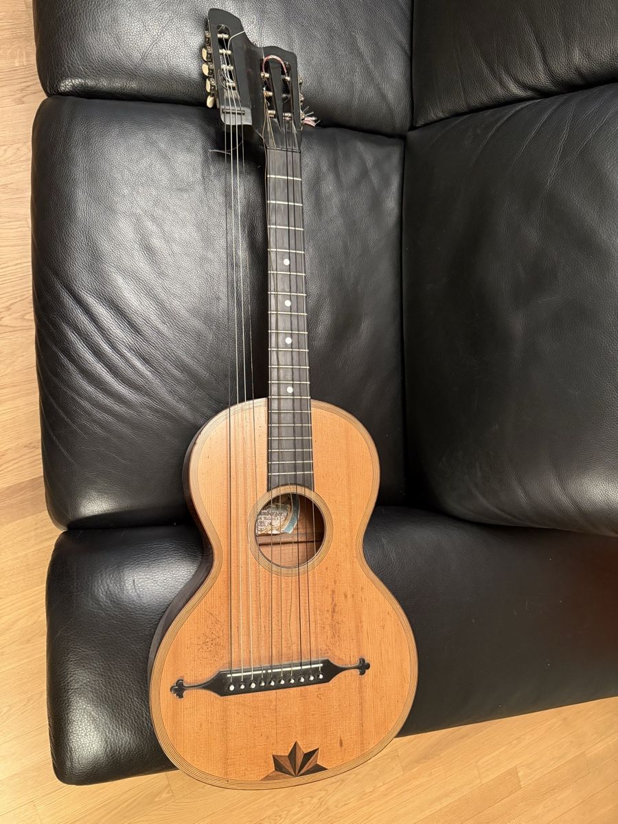 Strumenti musicali: Antike Gitarre der Marke Max Amberger – Usato da Goldach venduto da Donpancho