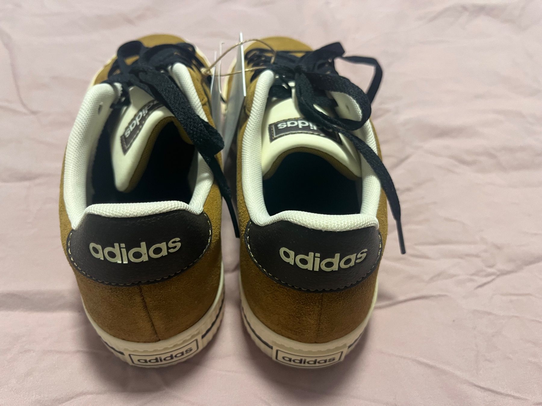 Adidas Chaussures hommes: Adidas Daily – Neuf avec emballage d'origine à Zürich par Nrosa 1