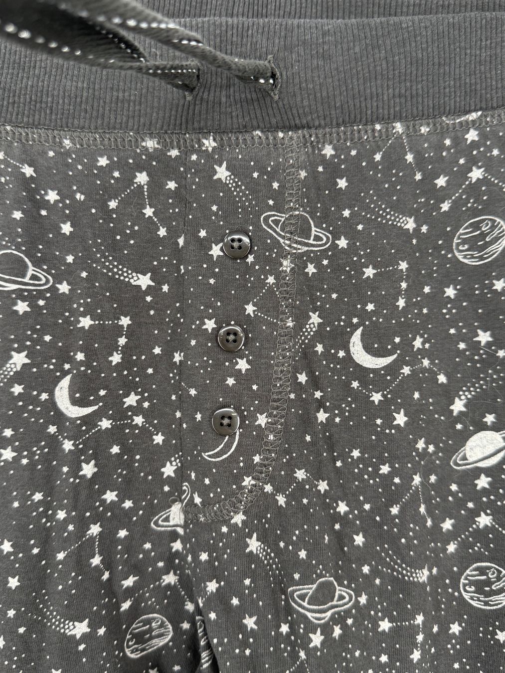 Negligees & Pigiami: Pyjamahose Gr. L Weltraum Muster von Chicorée – Usato da Auenstein venduto da moin. 1