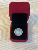 Ring von Olga Ribler mit Mondstein, facettiert