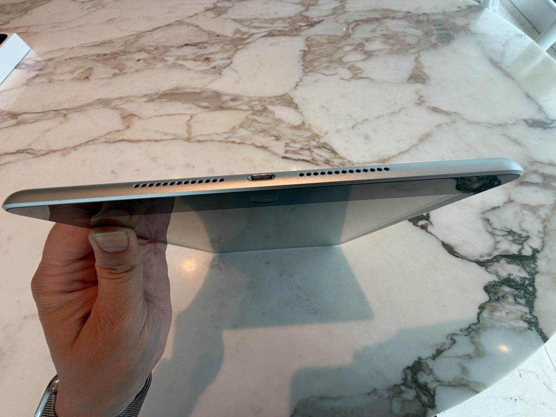 Apple Tablet PC: iPad 9. Generation 256GB WiFi + Cellular Mod. 2604 – Usato da Scherzingen venduto da oli_9rjp 5