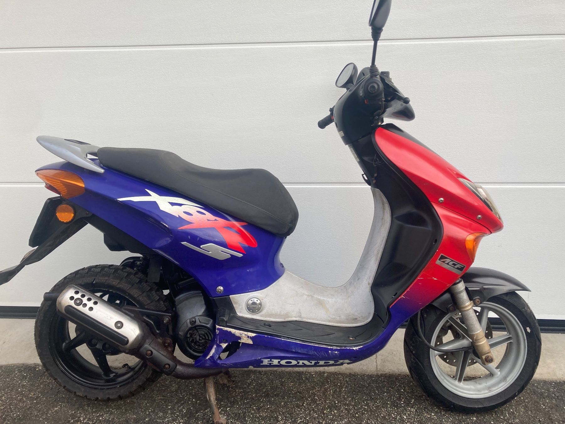 Honda Scooter: Honda SZX 50 – Usato da St.Gallen venduto da niki112 3