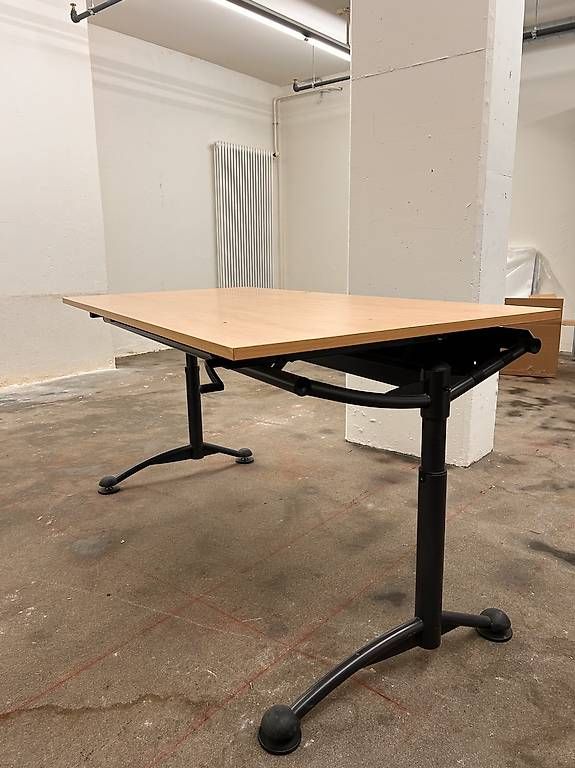 Bureaux: Büro Tische – D'occasion à Gebenstorf par fra_dyj7 1