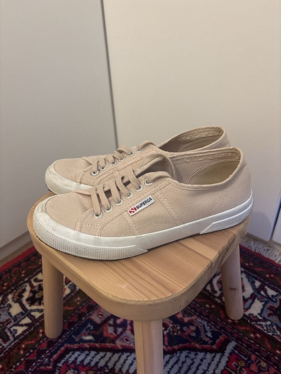 Superga Scarpe da donna: Basket Superga Rose – Usato da Pully venduto da miss3shai 1