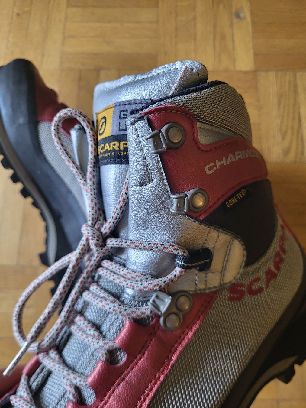 Scarpa Scarpe da donna: Scarpa Charmoz W (37) – Nuovo (secondo la descrizione) da Bülach venduto da svjato 2