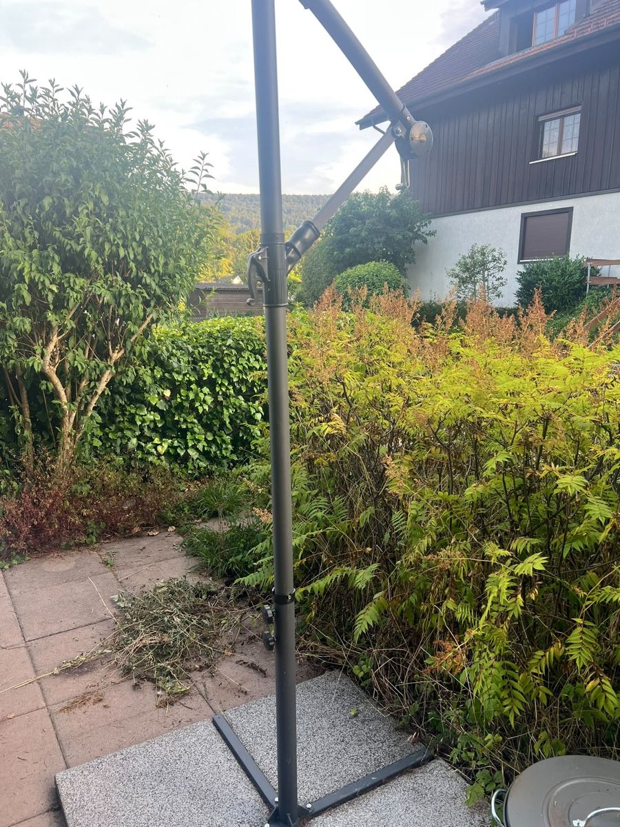 Ombrelloni: Sonnenschirm – Usato da Niederweningen venduto da Teodor14 3