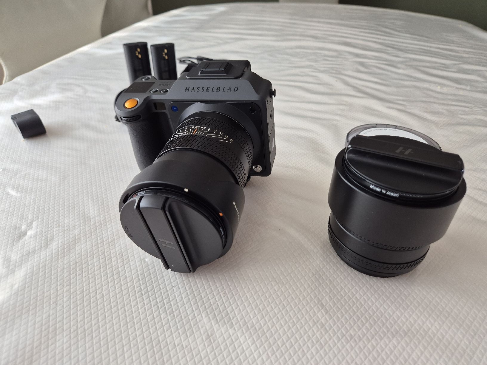 Hasselblad Kamera: Hasselblad X2D II 100C + objectifs – Neu (gemäss Beschreibung) aus Kilchberg ZH von echidne42