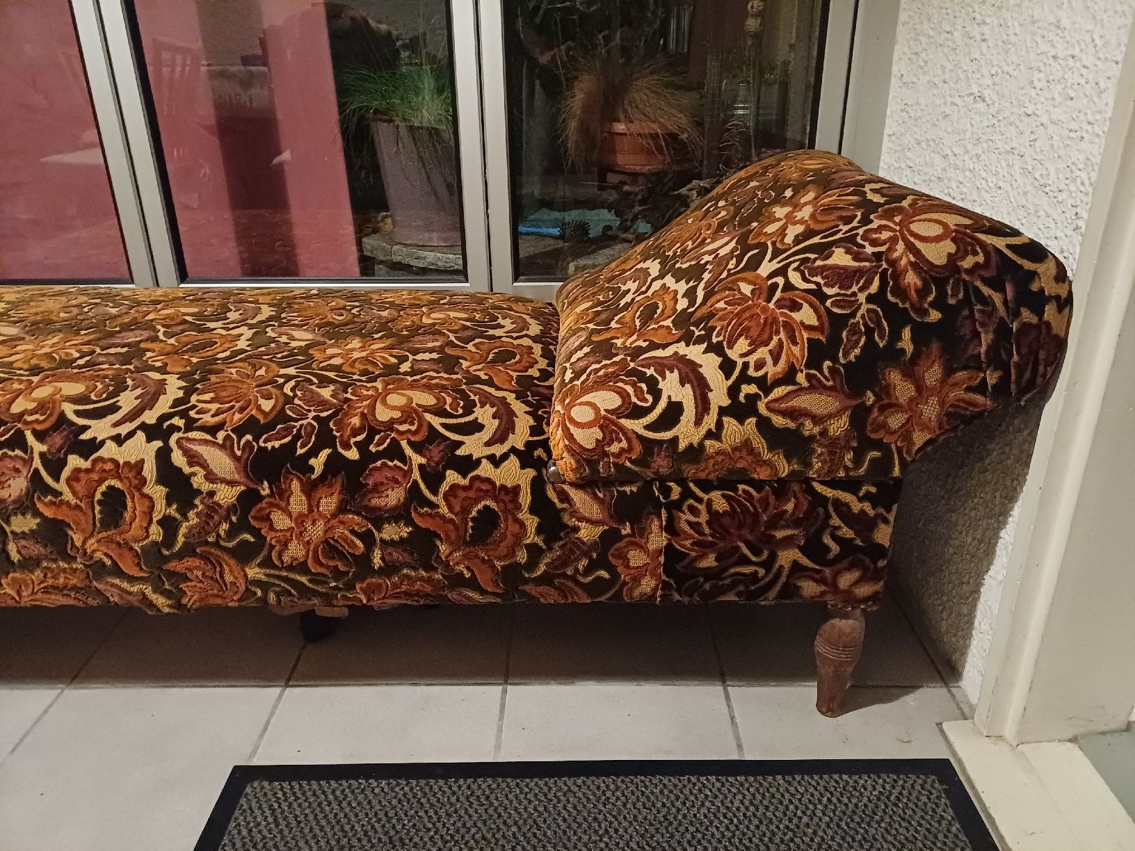 Divani: Antikes Sofa/ Canape / Ottomane/Diwan/ Ruheliege – Usato da Niederuzwil venduto da wolkenlos80 4