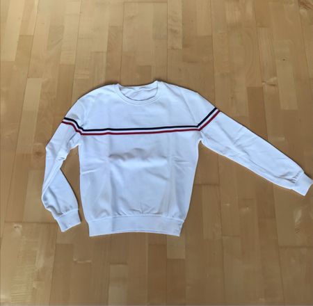 Weisser Pulli mit Streifen, Gr. M
