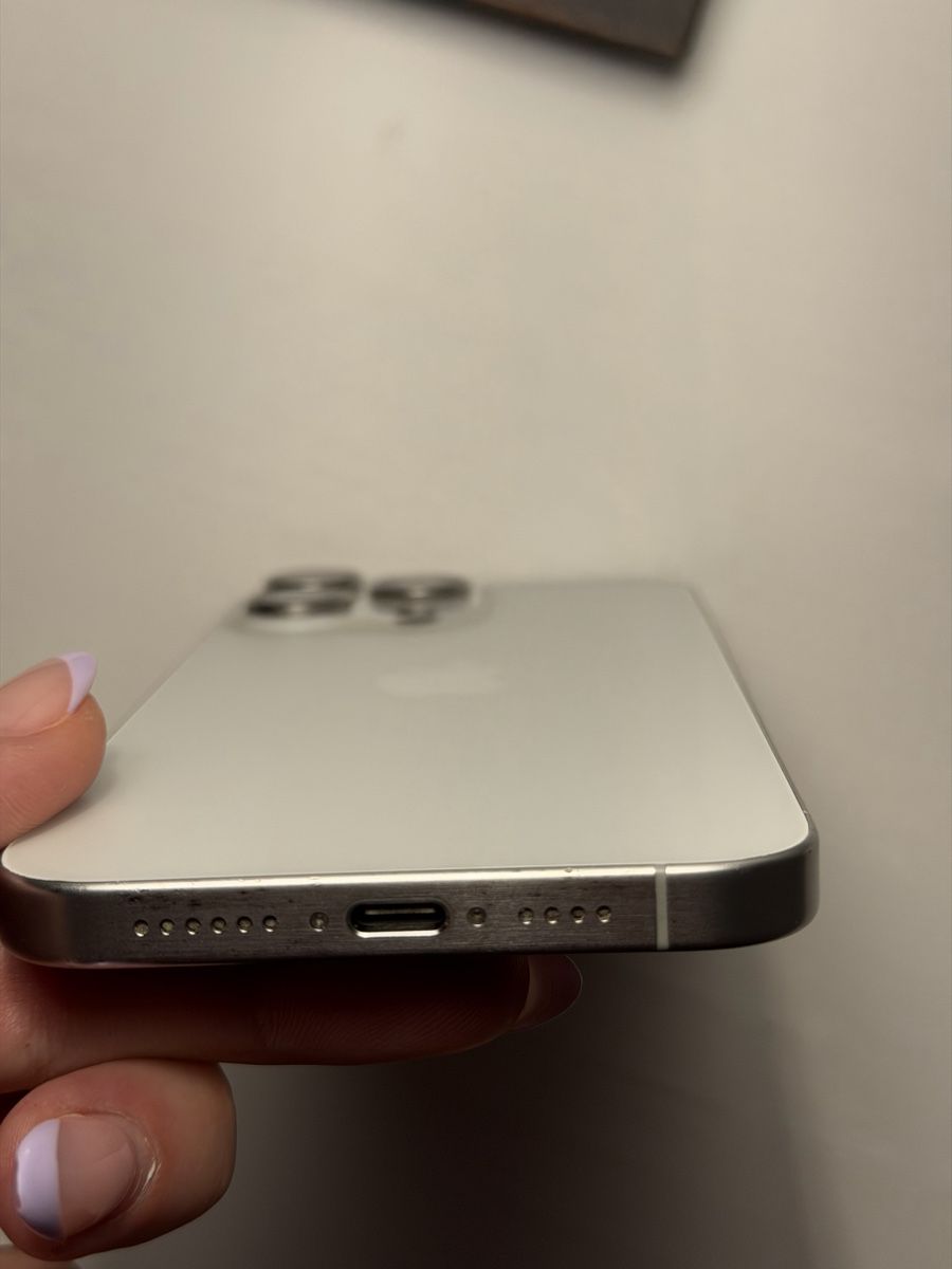 Apple Telefoni cellulari / Smartphones: iPhone 15 Pro Max – Nuovo (secondo la descrizione) da Baar venduto da Yasadi 4