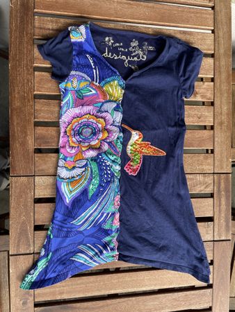 Desigual Tunika, Grösse 134/140 blau Blumen Kolibri