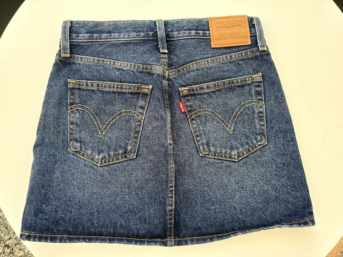Levi's Jupes: Levis Icon Denim Skirt – D'occasion à Basel par klo_n59g 2