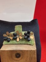 Brosche Blumen Design Metall schwarz goldfarben gebraucht
