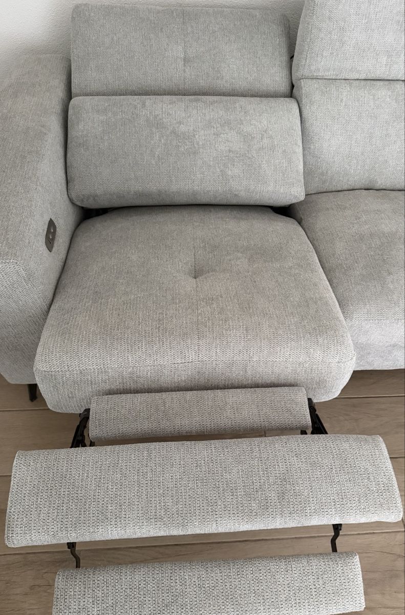 Livique Divani: Ecksofa Grau Relaxsofa Livique – Usato da Hirschthal venduto da GR7000 1