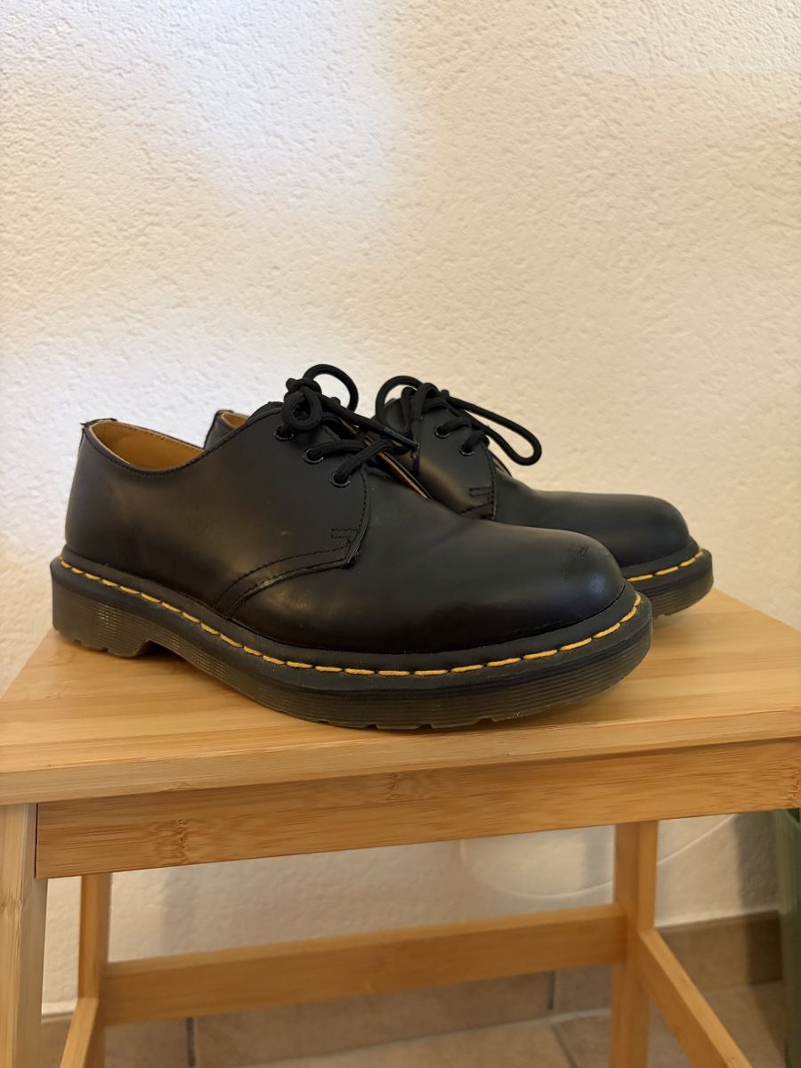 Dr. Martens Chaussures hommes: Dr Martens, Grösse 37 – D'occasion à Fribourg par ann_f6js