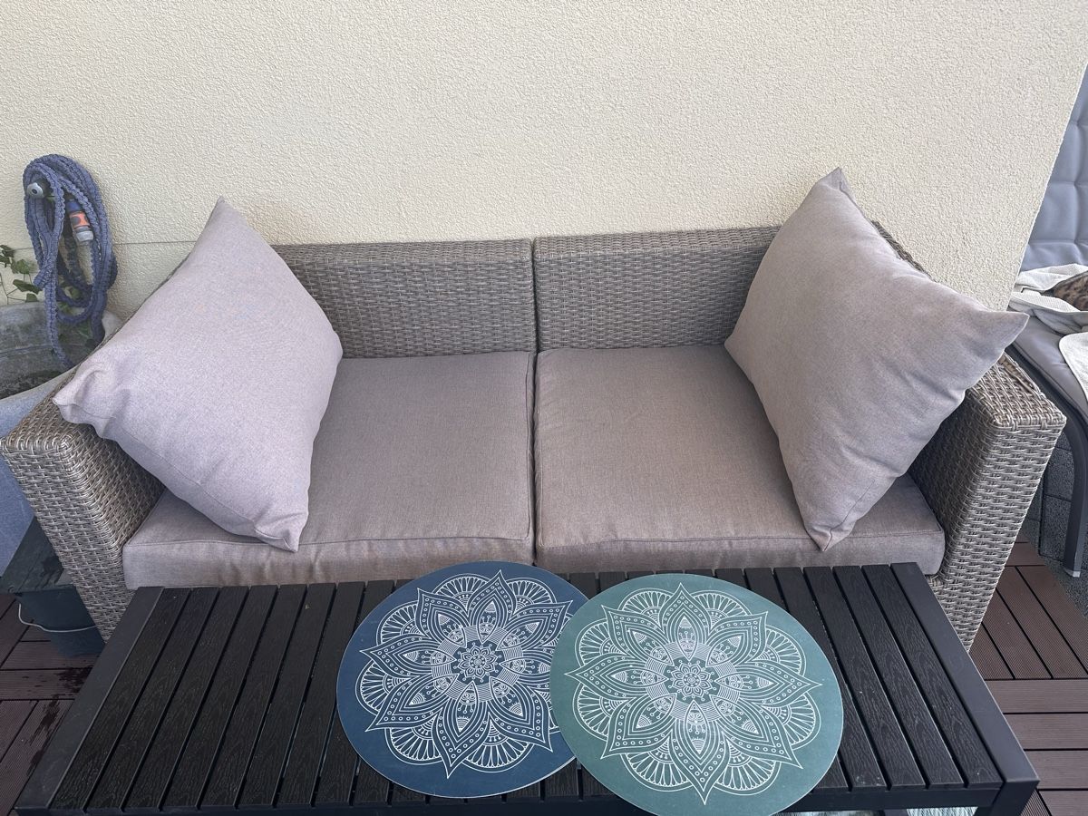 Sofas: Rattansofa  – Gebraucht aus Egliswil von Herculea