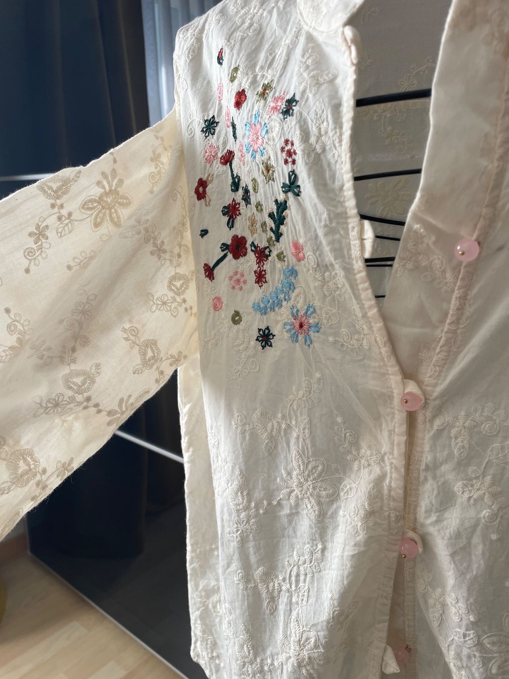 Camicette: Wunderschön bestickte Bluse Gr.L/XL – Nuovo (secondo la descrizione) da Obfelden venduto da 3zwerge 3