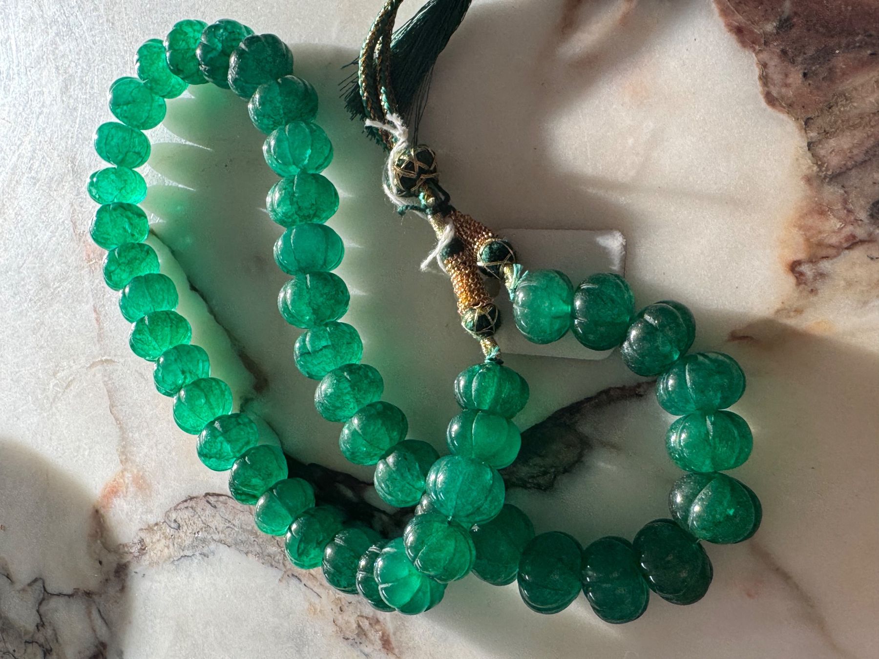 Catenine: Unknown Gemstone 732cts Treated low grade Emerald ? Antique – Usato da Birsfelden venduto da G.D.d.T. 1