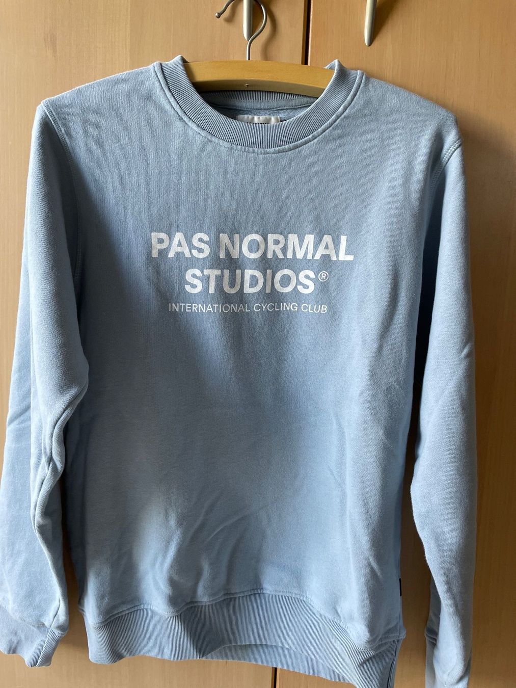 Pas Normal Studios Pullover & Sweatshirts: Pas Normal Studios Pullover – Neu (gemäss Beschreibung) aus Hüniken von fio_qb8b 1
