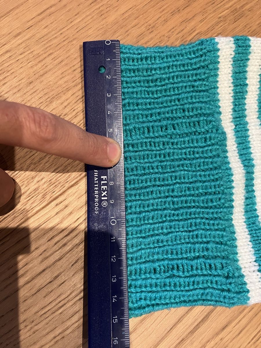 Autres vêtements garçon: Wollmütze 15cm – D'occasion à Segnas par baditschun 1