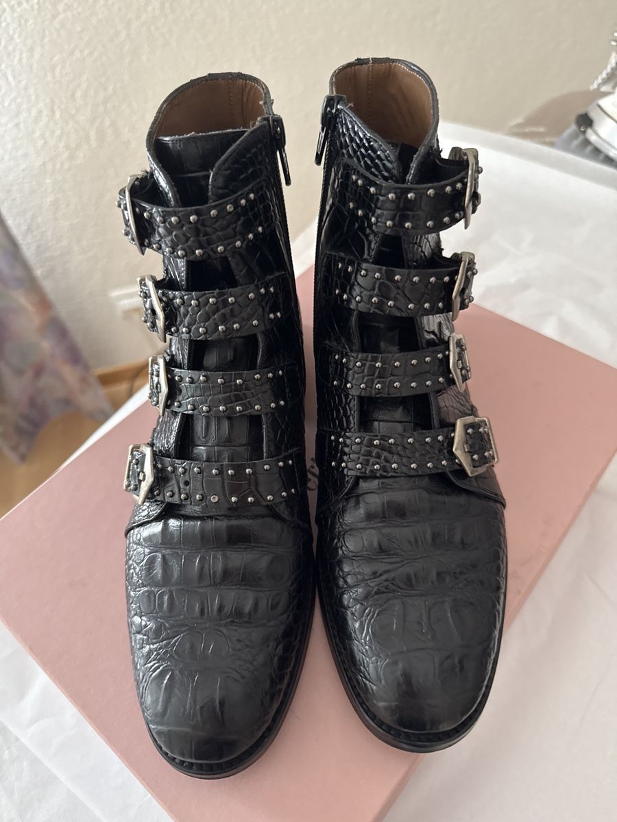 Scarpe da donna: Rockige Chelsea-Boots von Pertini – Nuovo (secondo la descrizione) da Geuensee venduto da Gagisi