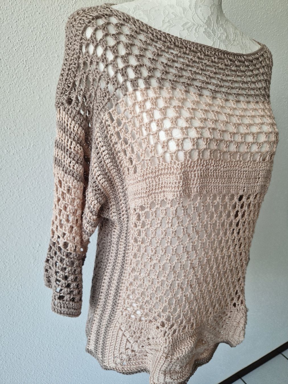 Pulls & Sweat-shirts: PULL HANDMADE EN CROCHET  – Neuf avec emballage d'origine à Camorino par JPHANDMADE1 1