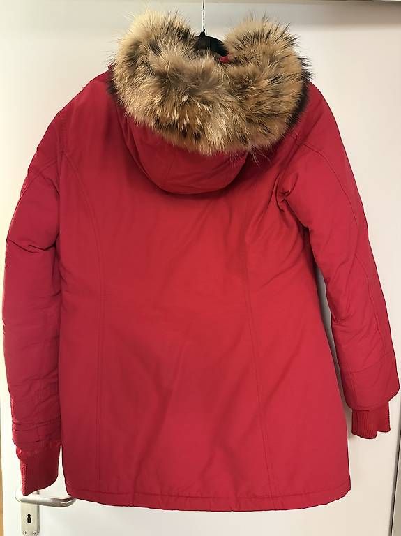 Giacche: Sehr warme Winterjacke mit Echtfell – Usato da St. Gallen venduto da ane_9zfy